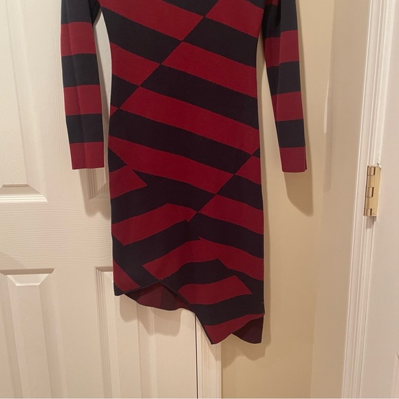 Slate & Willow Sweater asymmetrical hem stripe dress - Picture 10 of 10